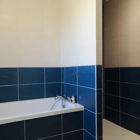 Feriehus Maison 6 Avec Piscine Chauffee A St-hilaire *