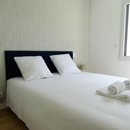 Maison 6 Avec Piscine Chauffee A St-hilaire Дом отдыха *