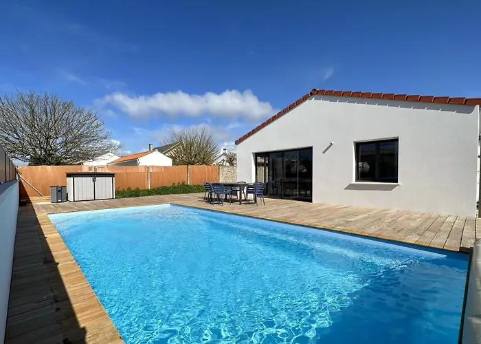 Maison 6 Avec Piscine Chauffée à St-hilaire Сasa de vacaciones *