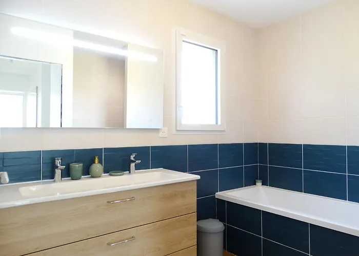 Сasa de vacaciones Maison 6 Avec Piscine Chauffée à St-hilaire *