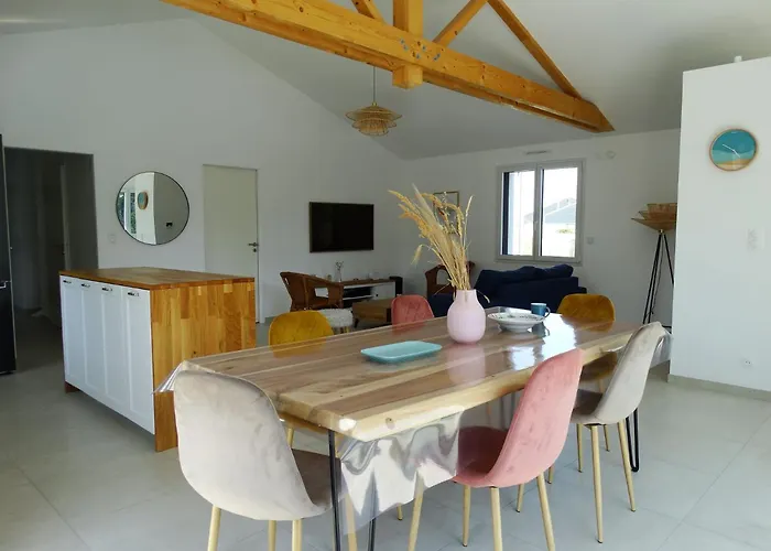 Maison 6 Avec Piscine Chauffée à St-hilaire Saint-Hilaire-de-Riez